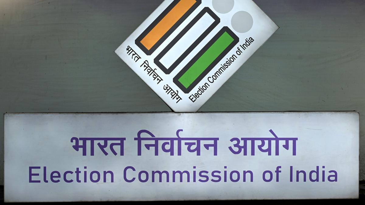 no-political-party-has-filed-complaints-on-bihar-draft-roll-in-last-24-hours,-says-election-commission