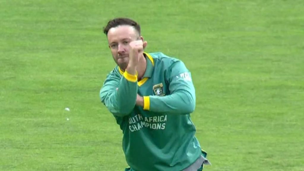 Beware Pakistan! AB De Villiers Hits Bullseye Off Final Ball to Single-Handedly Take South Africa to WCL 2025 Final | WATCH VIDEO