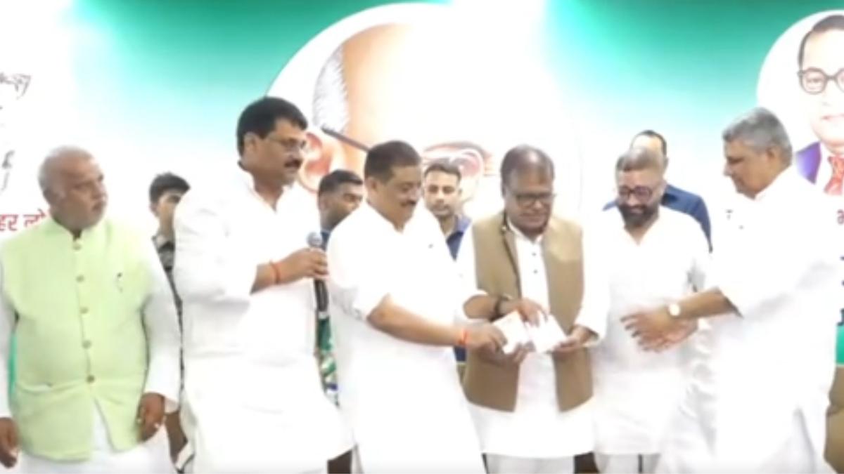 senior-bihar-congress-leader-ashok-kumar-joins-jd(u)