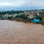 jammu-rivers-swell-again-after-fresh-wet-spell,-inter-district-roads-hit 