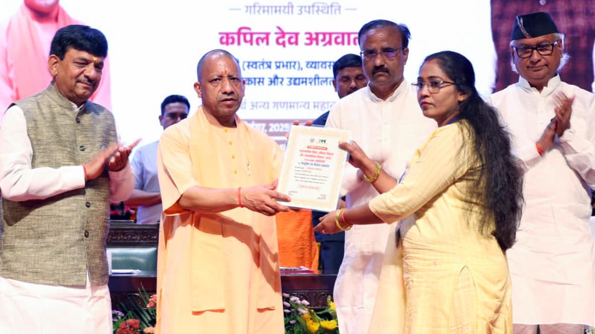 over-eight-lakh-youths-given-government-jobs,-says-up.-cm-adityanath