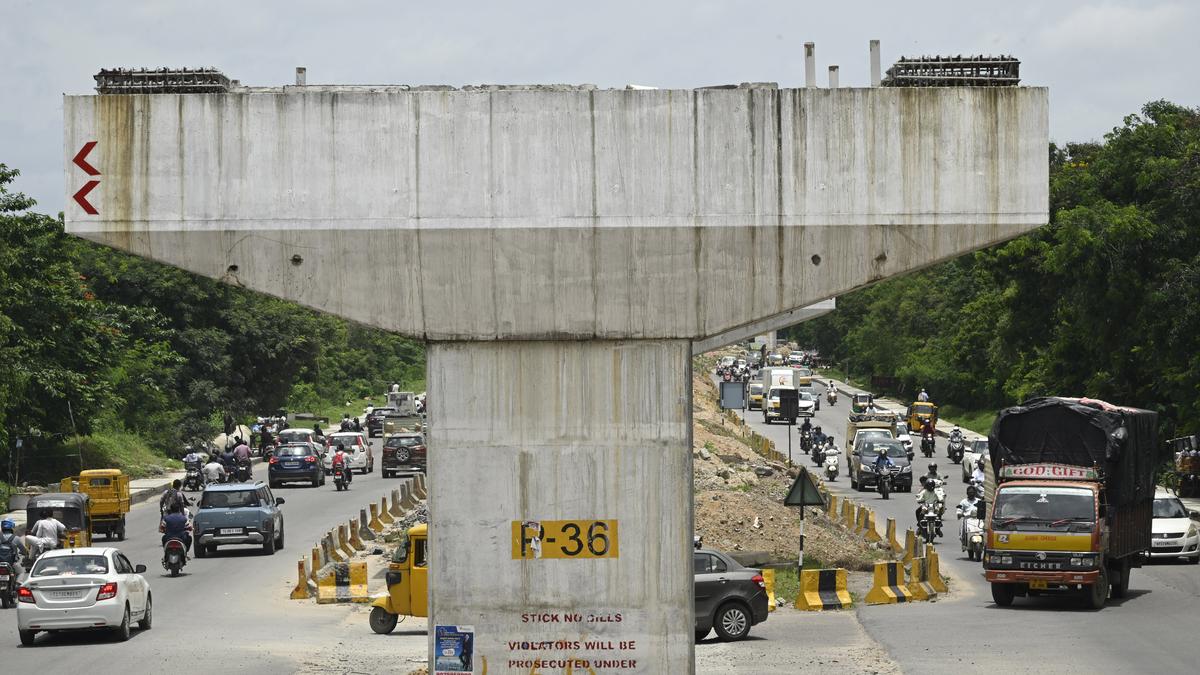 financial-hiccups,-contractor-lapses-add-another-year’s-wait-for-suchitra-kompally-flyover-construction