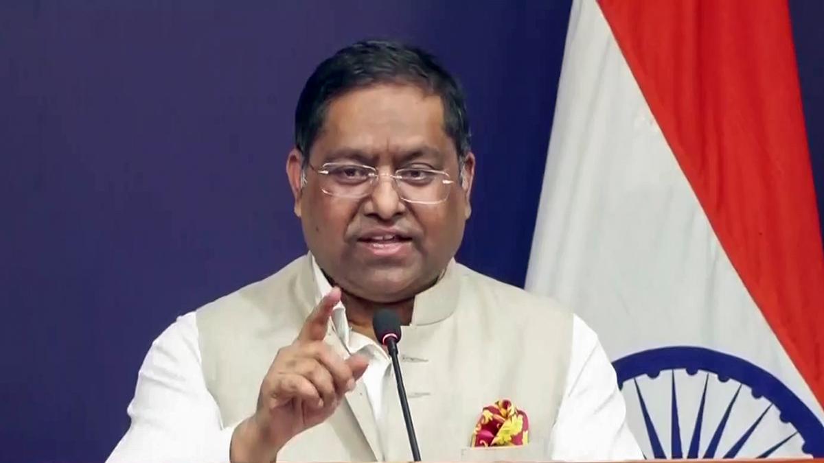 ministry-of-external-affairs-in-touch-with-russia-to-bring-back-indians-caught-in-battlefield