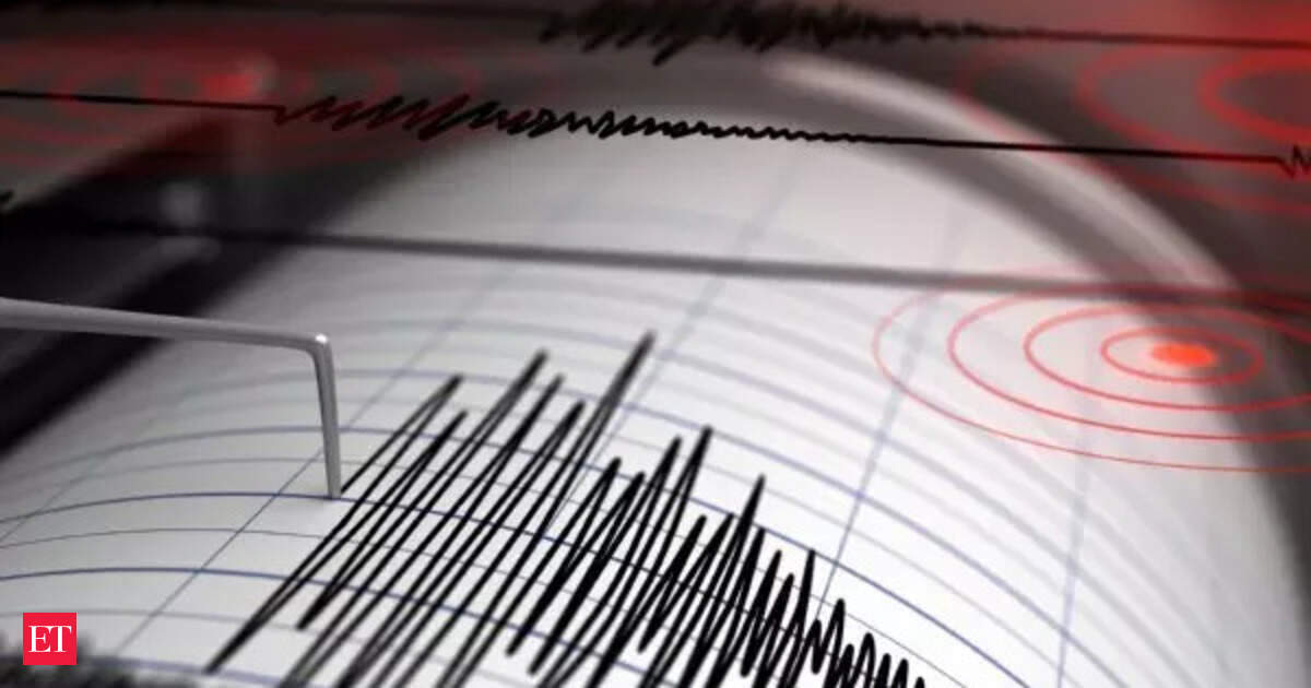 7.4 earthquake strikes off Russian Far East