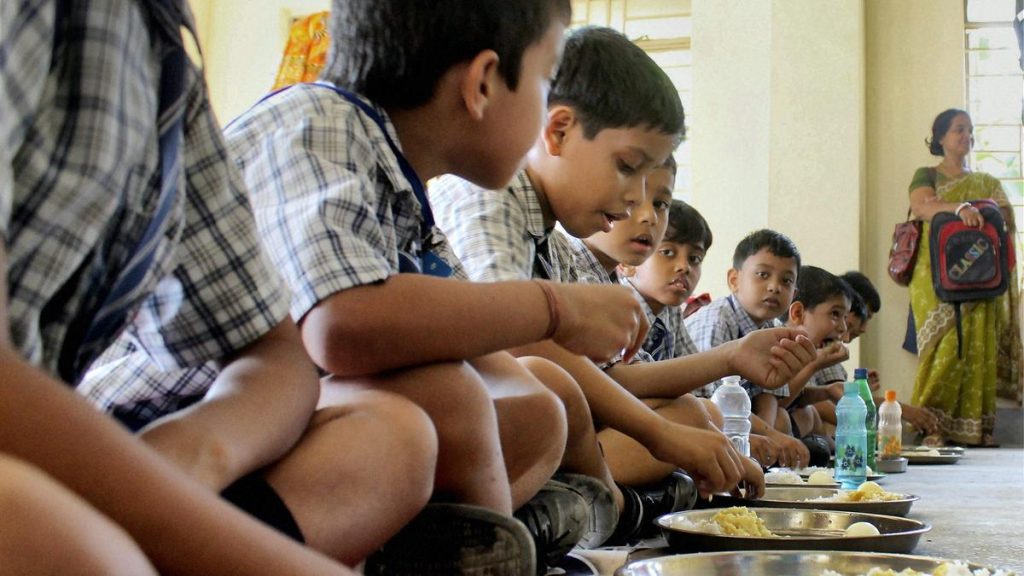 Gujarat Nutrition Scheme Feeds 40 Lakh Students