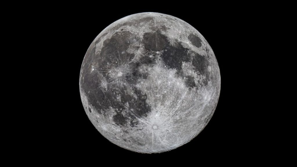 Scientists track down fresh boulder falls on the moon