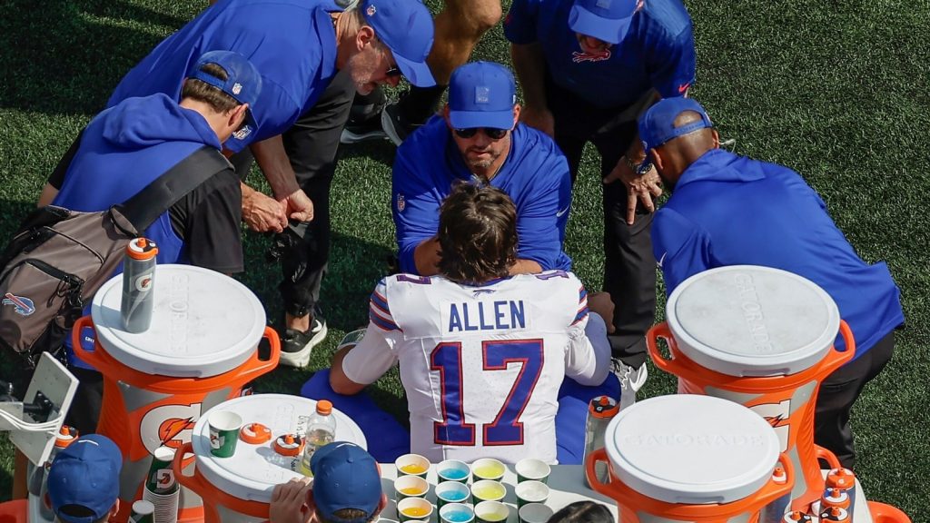 Josh Allen nose injury scare: Bills QB playing with massive bleed vs NY Jets