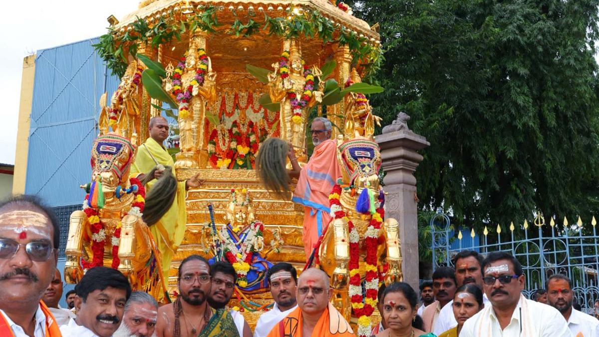 swarna-radhotsavam-held-in-srisailam