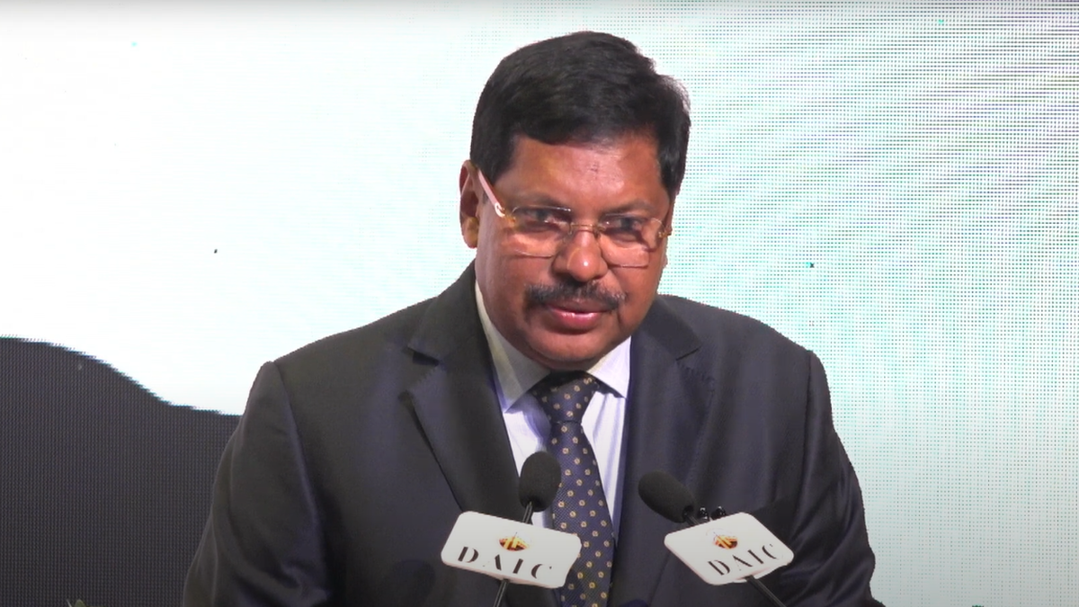 economic,-linguistic-barriers-pose-obstacles-to-poor-in-accessing-courts,-legal-education:-cji